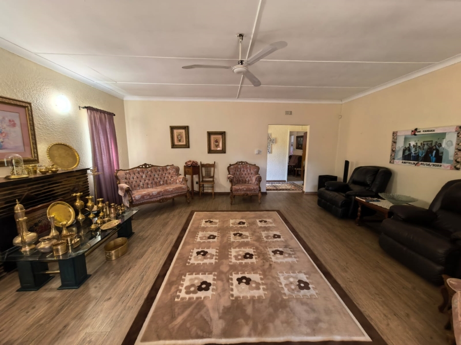 4 Bedroom Property for Sale in Parys Free State